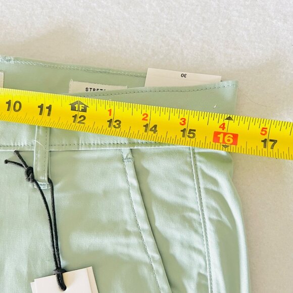 Kenneth Cole Men's Green Slim Fit Lightweight Stretch Chino Shorts Size 30 NWT - Picture 9 of 12